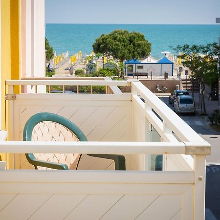 Appartamenti Mare Каорле Экстерьер фото